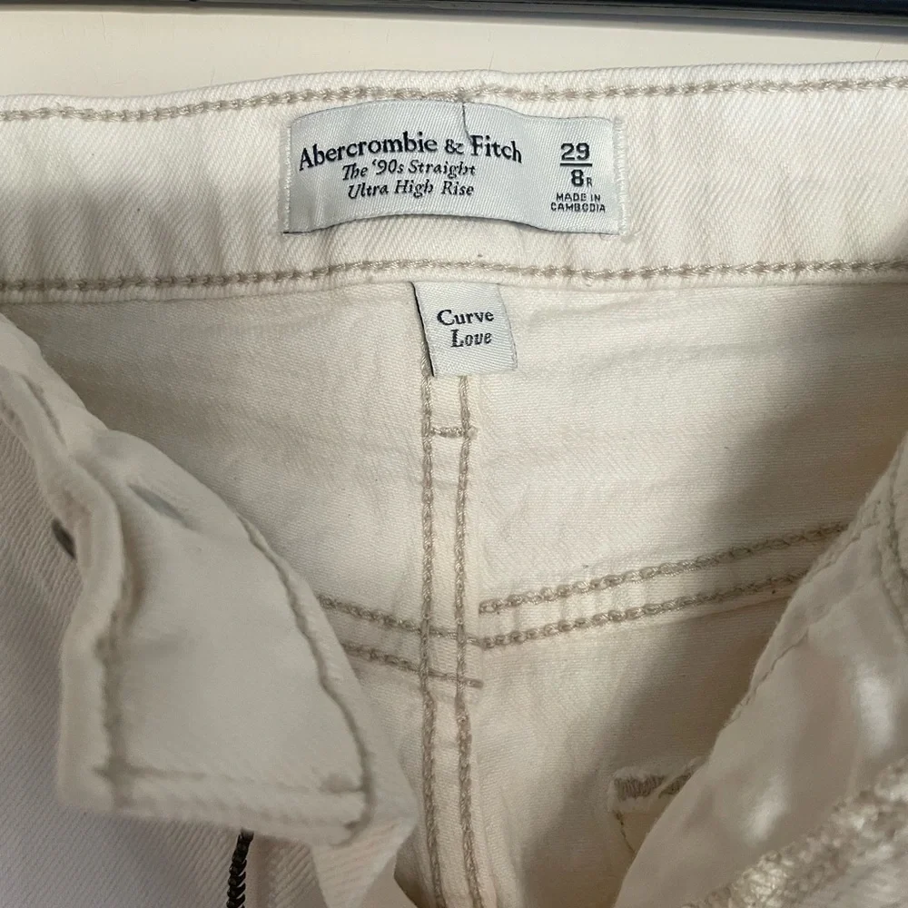 Abercrombie & Fitch Women's Cream The ‘90s Straight Ultra High Rise Curve Love - Picture 3 of 5